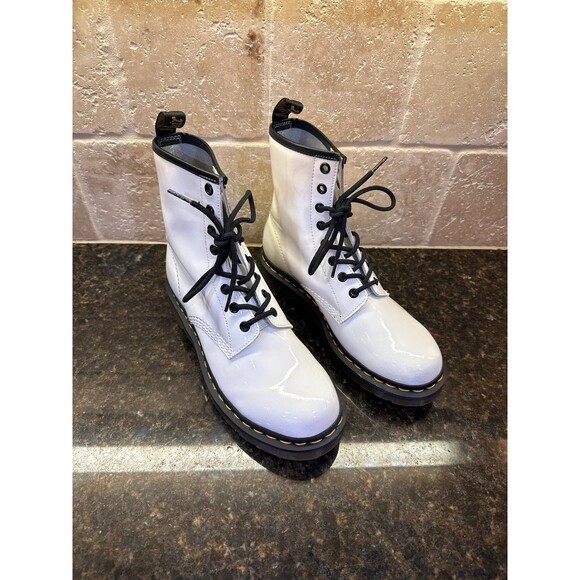Dr Martens 1460 White Patent Lamper Lace-Up Boots Size 9 - Picture 3 of 10